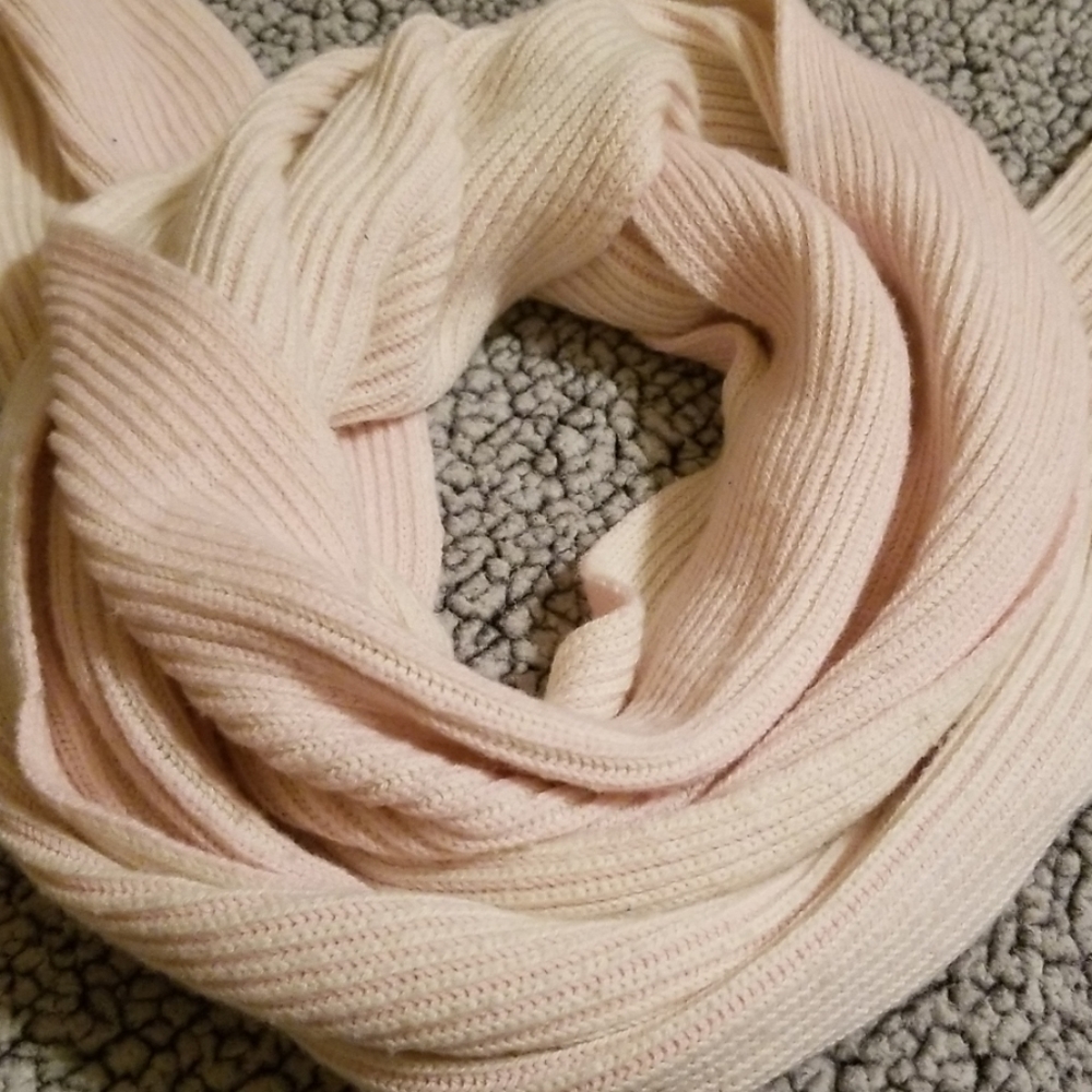 Angora Scarf - Picture 8 of 8